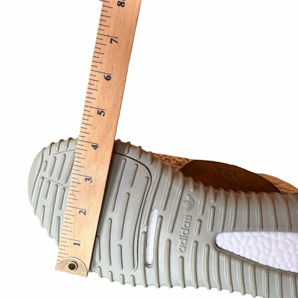 AdidasYeezy Boost 350Moonrock sneaker light gray brown colorway-Size 8.5 - Picture 10 of 14